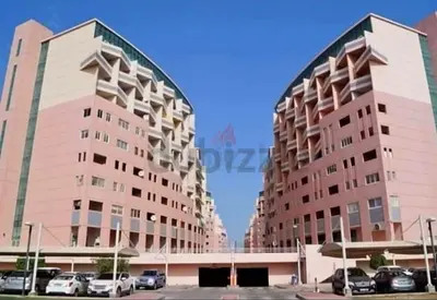 FULLY CLOSED PARTITION AVAILABLE IN DISCOVERY GARDENS