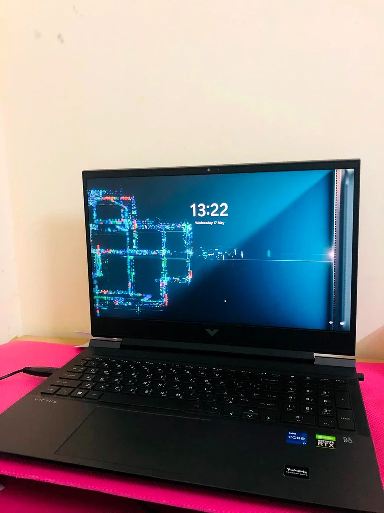 HP فيكتس 1663258147749249112
