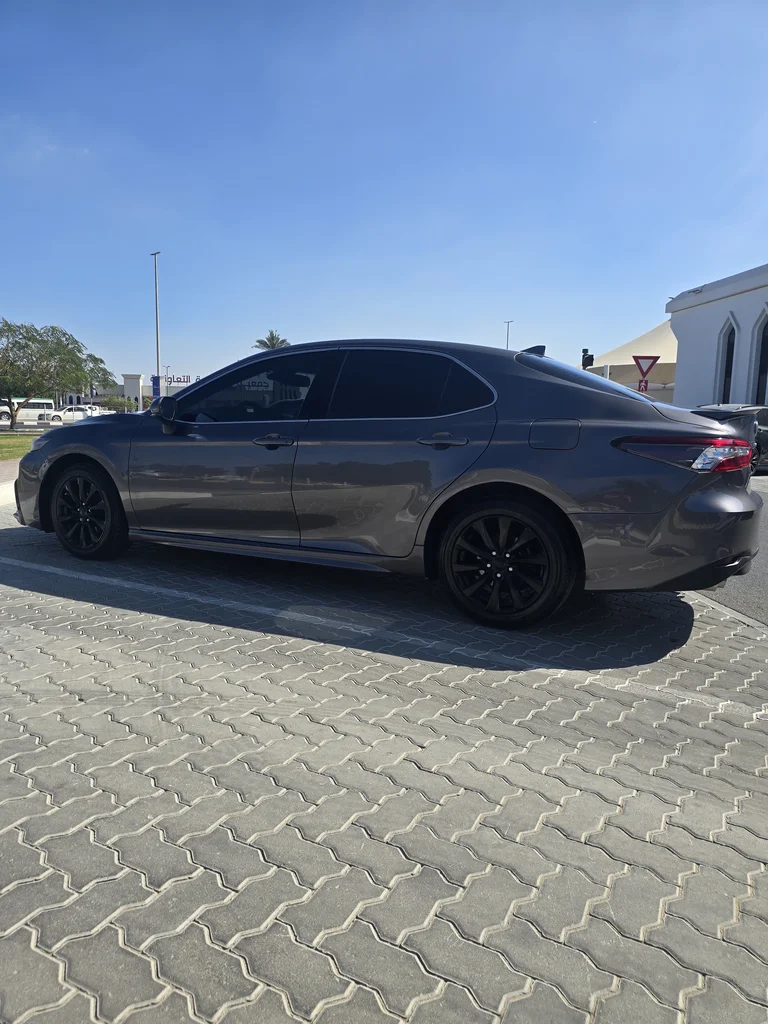 تويوتا كامري فل 2023 XSE نضيفه بحاله الوكاله من الداخل والخارج62931648773889114