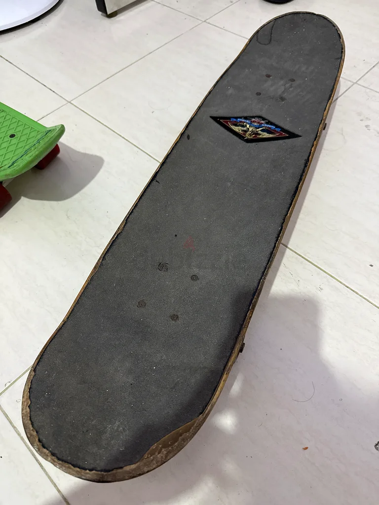 Marley Cruz Green Skateboard + FREE Black Golden Dragon Skateboard63246751469827112