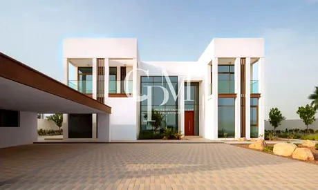 V5 Select | Handover In October | Perfect Location