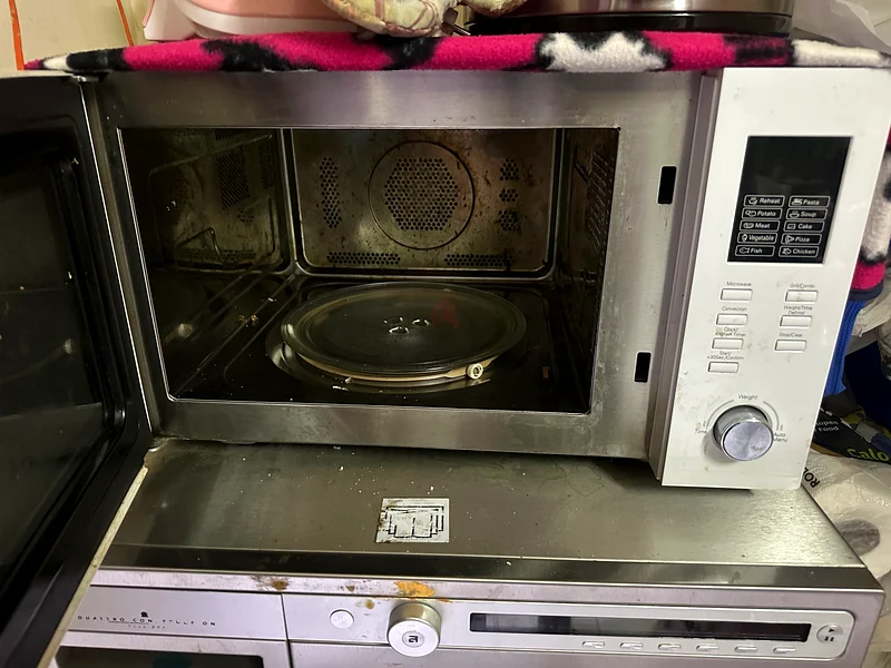 Kenwood Over-the-Range Microwave - 25L Capacity with Multiple Features63249255892097111