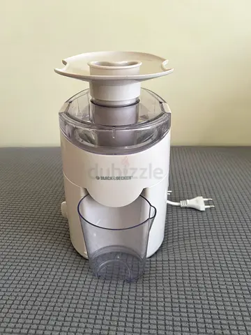 BLACK  DECKER Juice Extractor with Pulp Separator