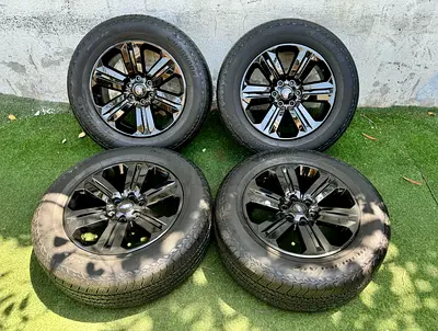 Original 20” Ford F150 rims with tyres