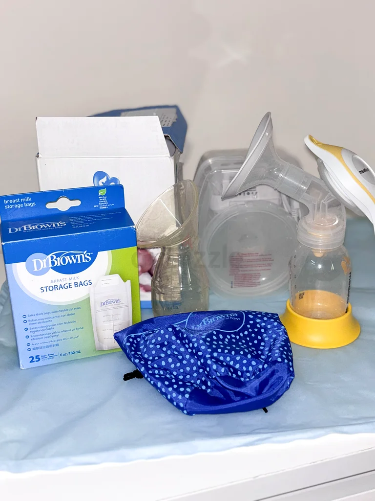 Essential Breastfeeding Supplies Set63203184165378110