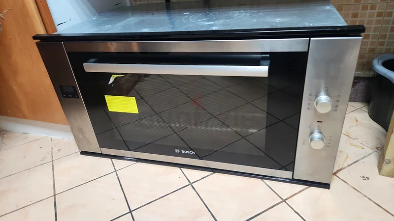 فرن بوش مدمج63250830383235111
