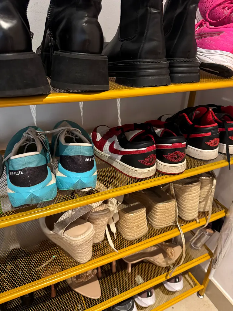 Shoes organizer - rack63211908149506111