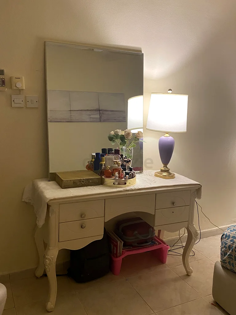 Elegant Vintage Dresser for sale urgently632208312003861122