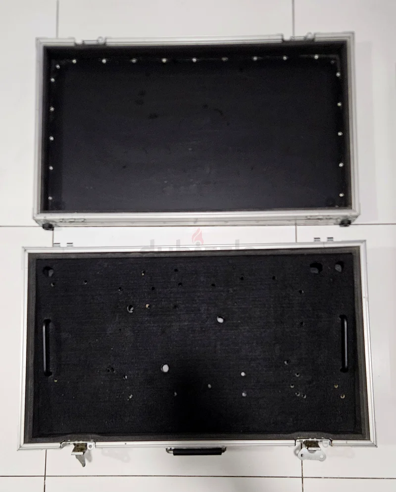 For Sale/Trade: IBS Pedalboard with heavy duty Flightcase63199131076355112