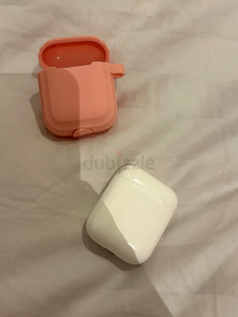 AirPods APPLE63179380940161112