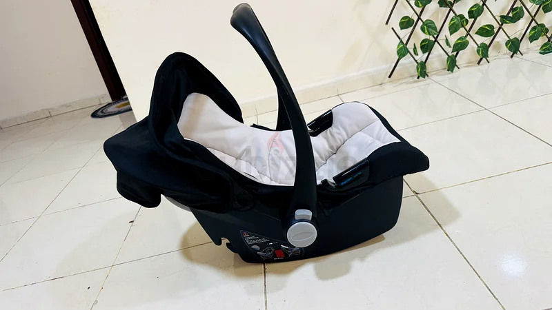مقعد سيارة فاخر للرضع للسفر بأمان632048657884191126