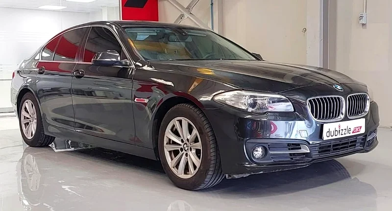 بي إم دبليو 520 2015 /نوعية دول مجلس التعاون الخليجي/ كاملة الخيارات / 4 أسطوانات / 2000 سي سي63232141696770113