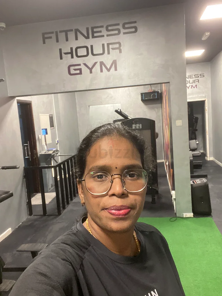 Freelance Lady Fitness Trainer63188189057283111