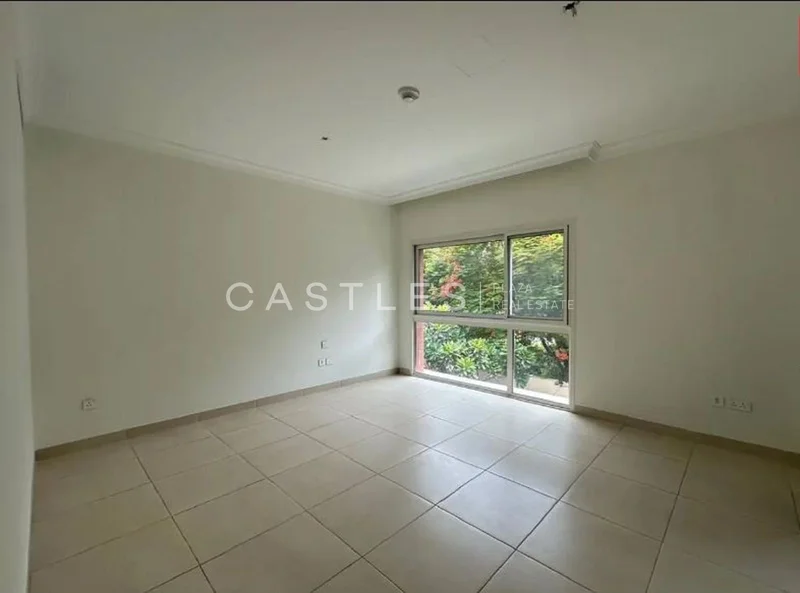 Vacant | Great location | Well maintained62890343052675112