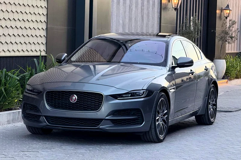 درهم 1,161 شهرياً | جاكوار XE P250 SE | مواصفات دول مجلس التعاون الخليجي | مالك واحد | سجل صيانة كامل63177938493442111