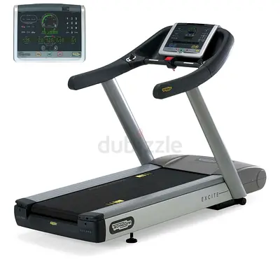 TECHNOGYM RUN 700 LED SCREEN FITNESS TREADMILL!