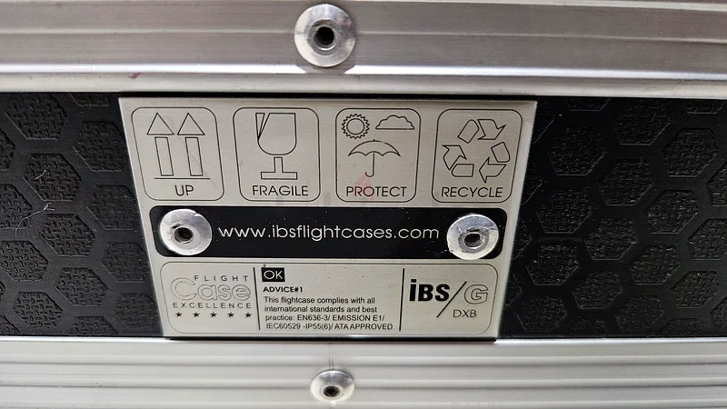 For Sale/Trade: IBS Pedalboard with heavy duty Flightcase63199131076355111