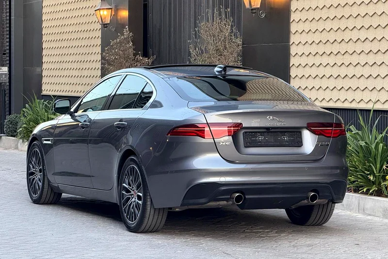 درهم 1,161 شهرياً | جاكوار XE P250 SE | مواصفات دول مجلس التعاون الخليجي | مالك واحد | سجل صيانة كامل63177938493442113