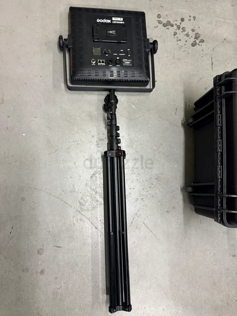 Godox led1000bi II مع حامل إضاءة63171314402435111