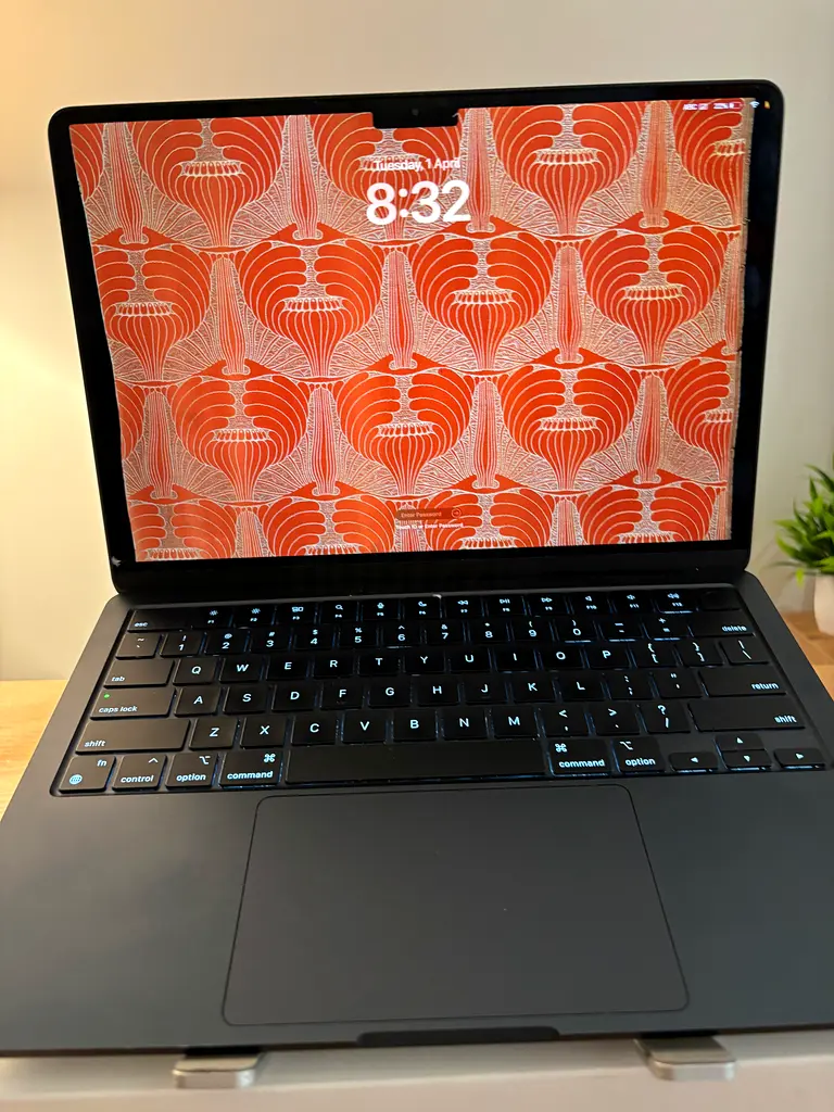 Apple MacBook Air 13inch- M2  202263255537128323113