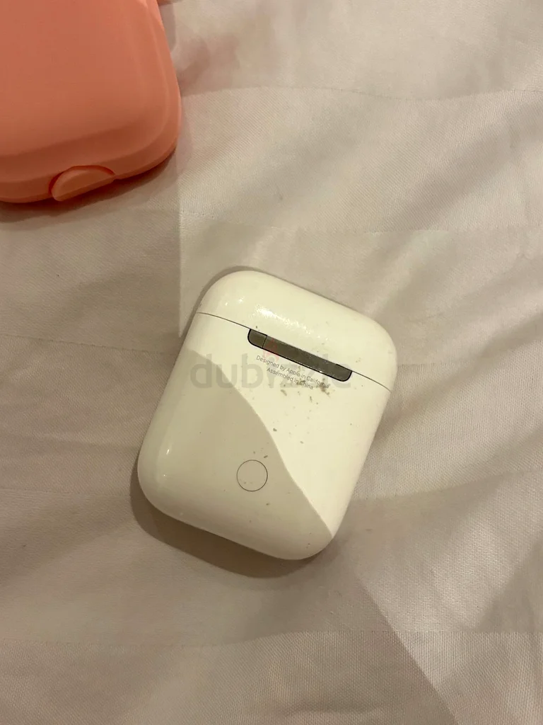 AirPods APPLE63179380940161111