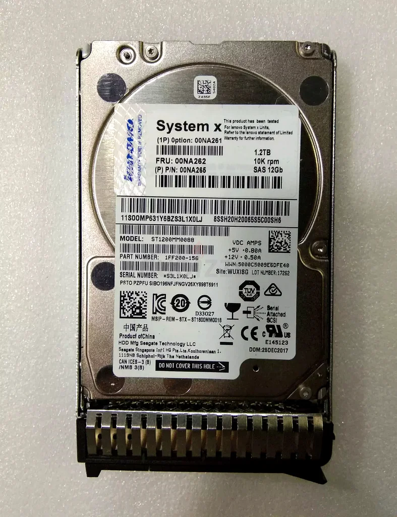 IBM 00NA262 00NA261 00NA265 1.2 تيرابايت 10 ألف دورة في الدقيقة 12 جيجابت/ثانية 2.5 بوصة SAS خادم قرص صلب63257115816193119