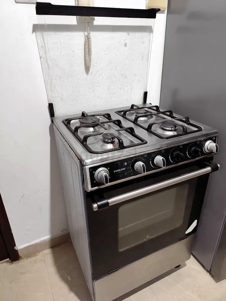 Kitchen cooking range