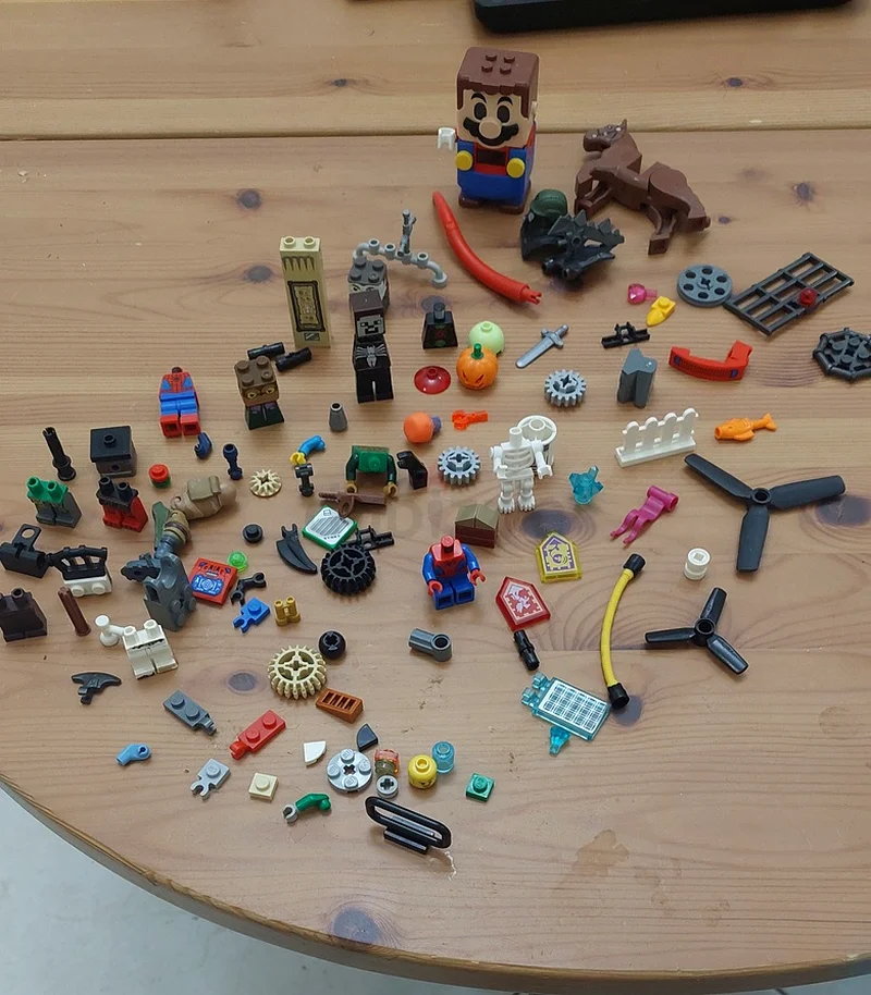 More than 10Kg LEGO63207397331202111