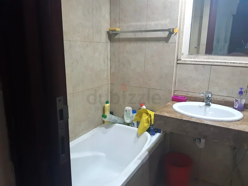 مساحة سرير متضمنة ديواء في قصيص64049671302403112