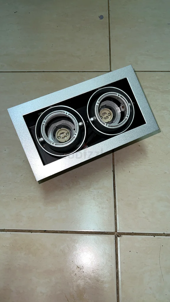 Dimmable LED Wall Mount Light for Modern Interiors63220324263939112