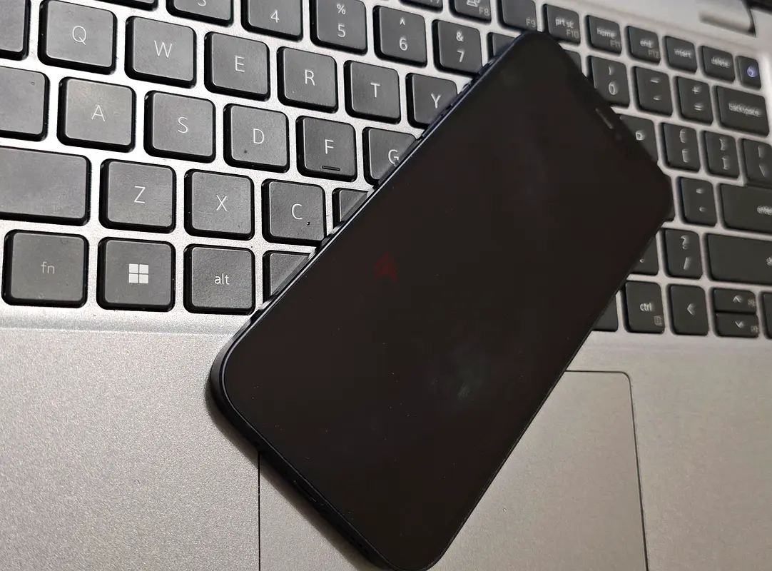 iPhone 12 (64GB) - Great Condition!