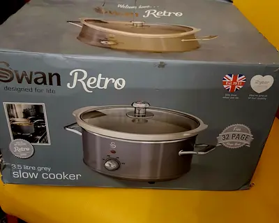 Swan Slow Cooker. 3.5L. New. Unused.