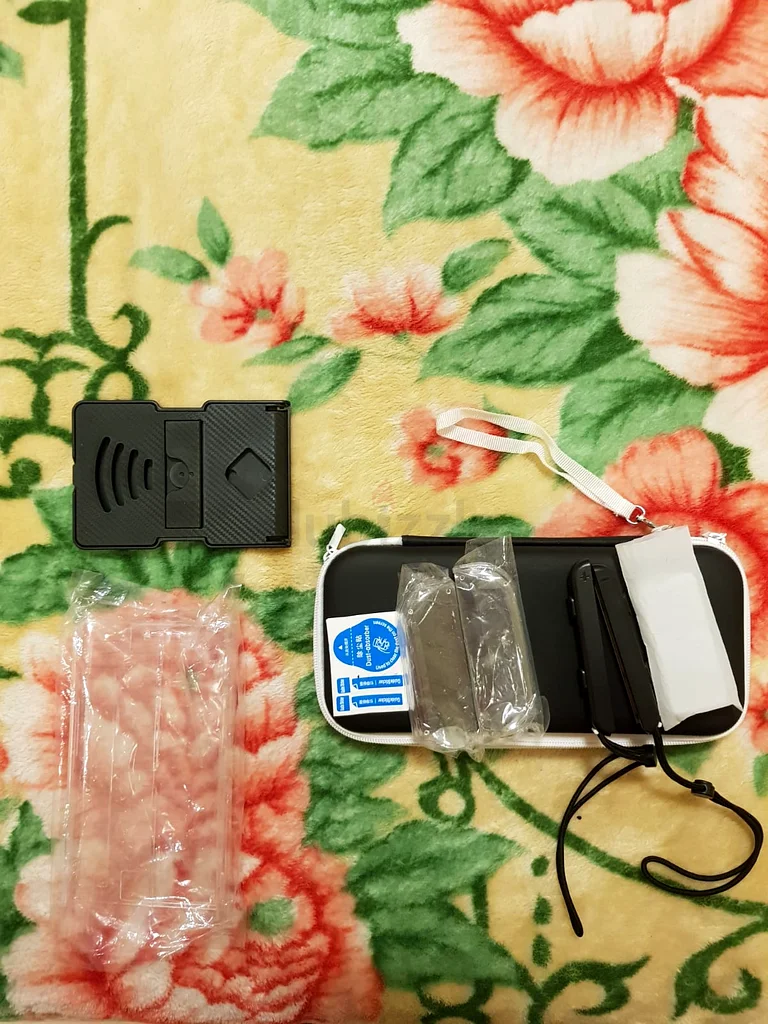 Selling Nintendo travel case (price is NON-NEGOTIABLE)63229306713473111