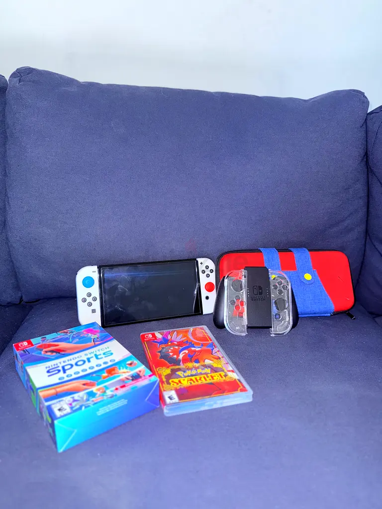 Nintendo Switch Bundle: Games  Accessories!