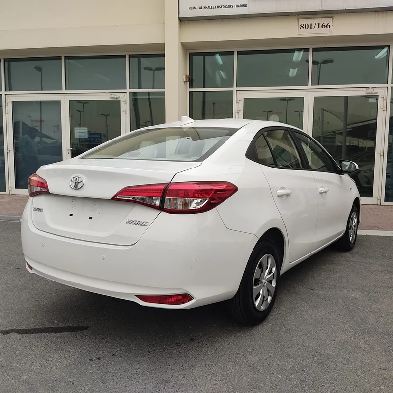 تويوتا ياريس 1.5 لتر / 2021 / أبيض / GCC / ضمان لمدة سنة واحدة / REF#94598062931642857730112