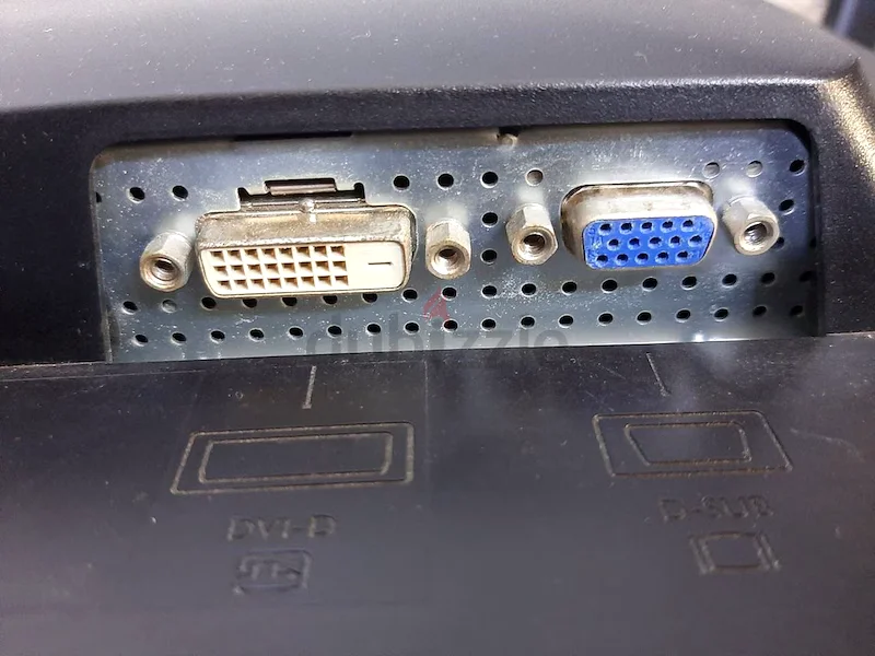 شاشة BenQ E2200W63166656076291112