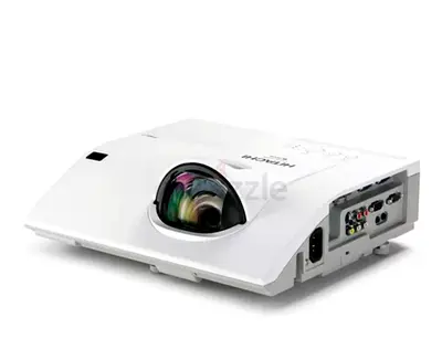 Hitachi LCD 31000 Lumens Projector CP-CX310
