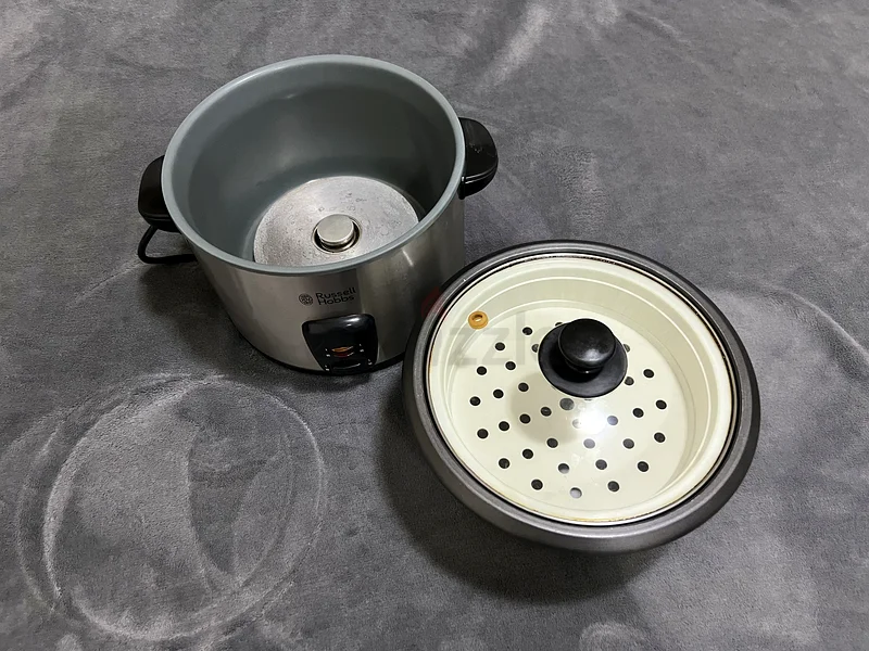 جهاز طهي الأرز من راسل هوبس مع طنجرة بخار – 1.8 لتر63255004266881112
