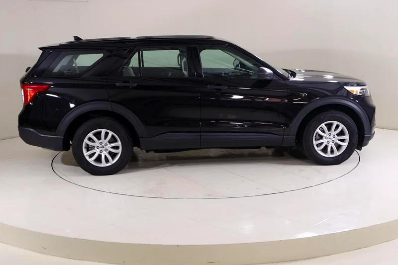EXPLORER BASE 4WD @ AL TAYER MOTORS PRE OWNED SHOWROOM AL QUOZE.63227774641026114