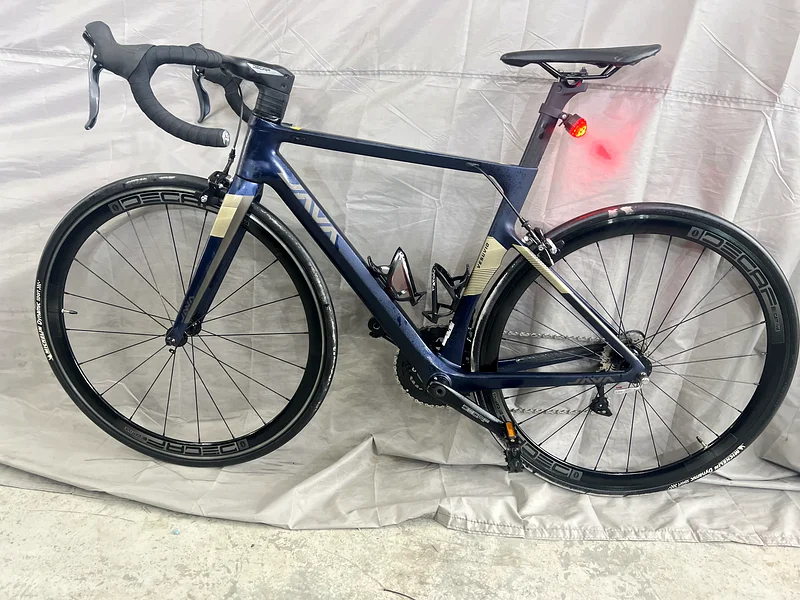 Road bike carbon63169470474498112
