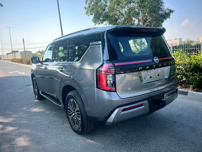 Nissan Patrol SE Platinum 3.8 2025 3 years Local dealer warranty63156990451203113