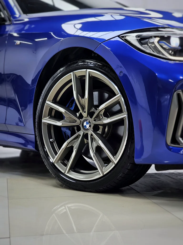 BMW M340I63158800781314111