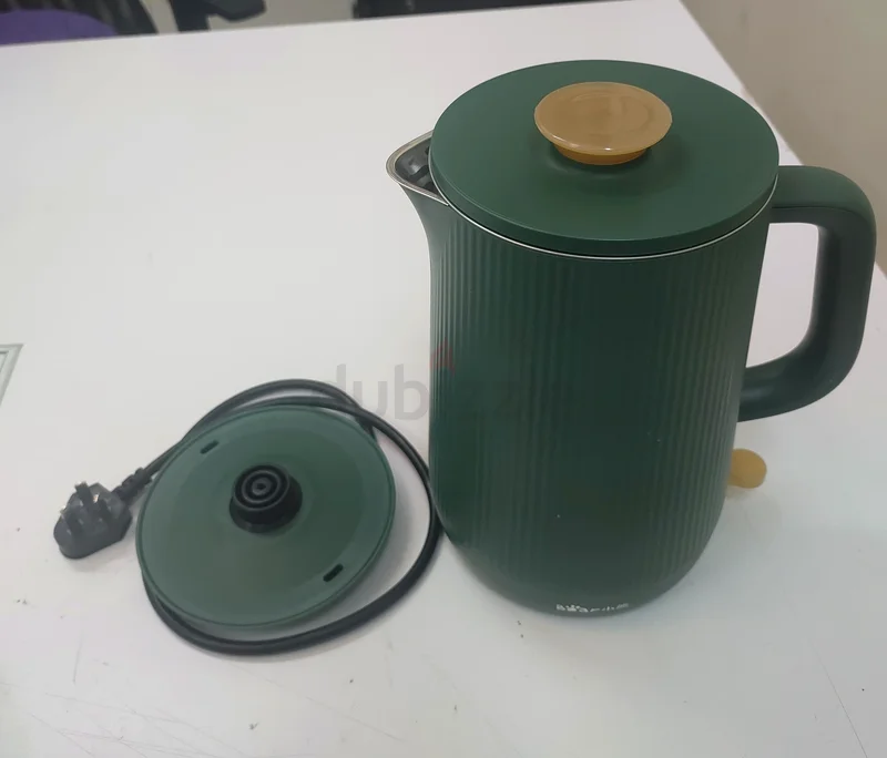 Stylish Green Electric Kettle – Perfect for Your Kitchen!632529476326431114