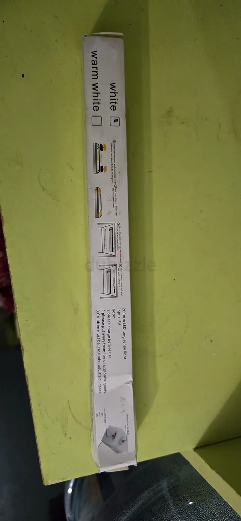 White sensor light for free - not working62929657266689113