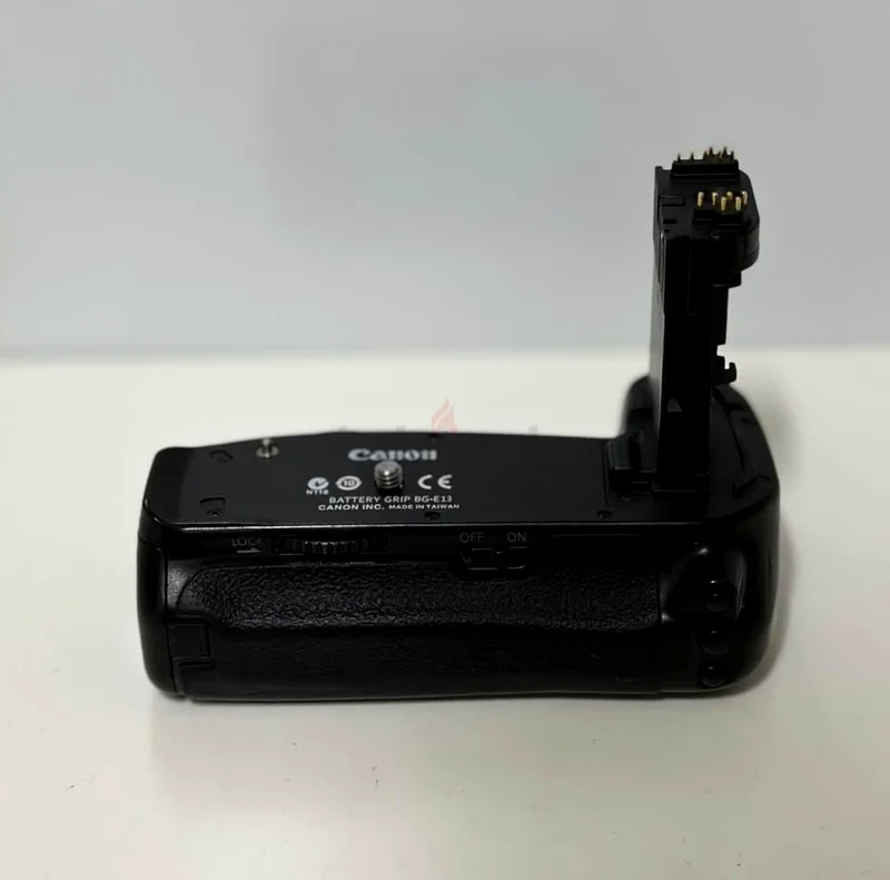 Canon BG-E13 Battery Grip Original (For Canon 6D)63234134813698113