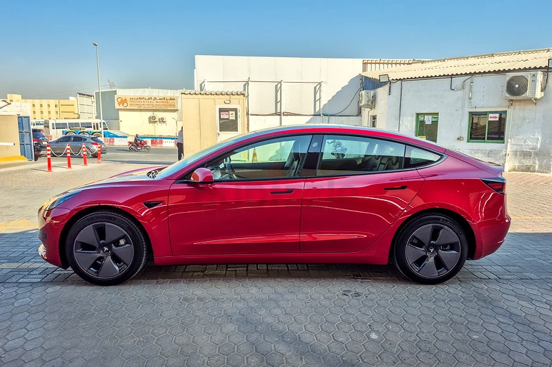 AED 1701/month | 2023 Tesla Model 3 Standard | GCC Specs | Ref#30198063176169496067114