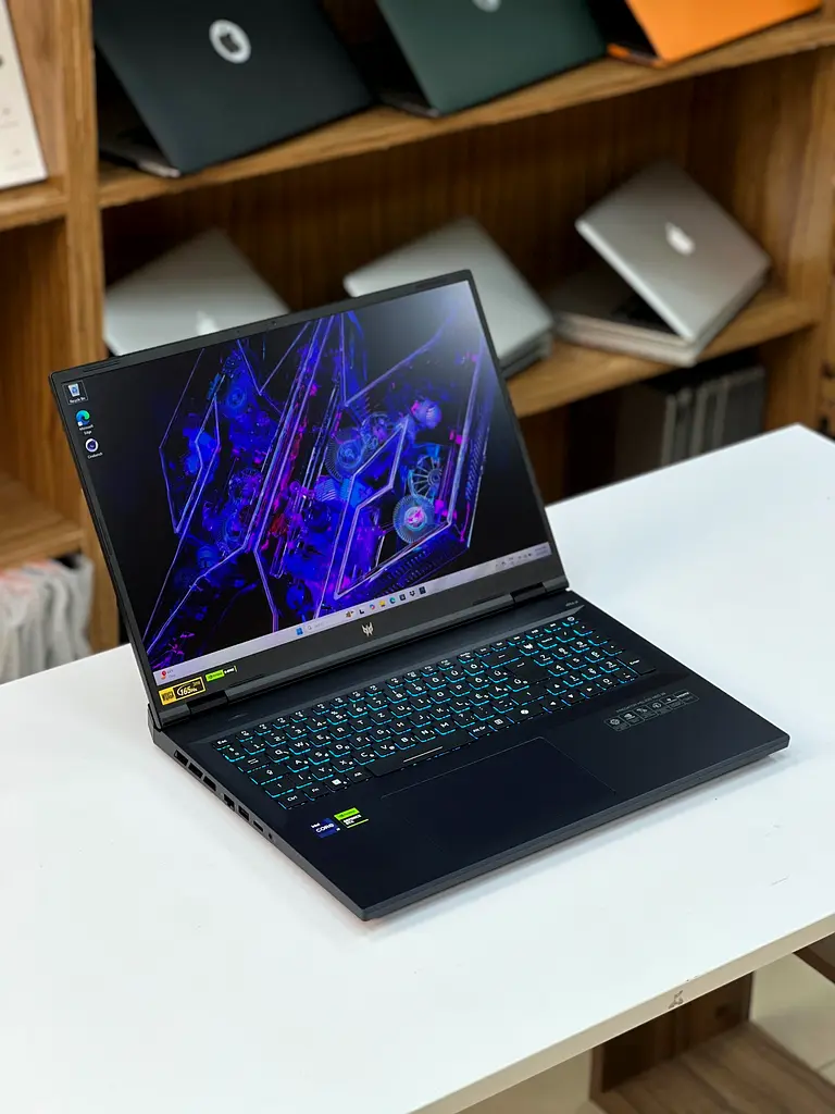 Acer Predator Helios Gaming Laptop with Intel Core i9 14th Gen and NVIDIA RTX 4070 GPU