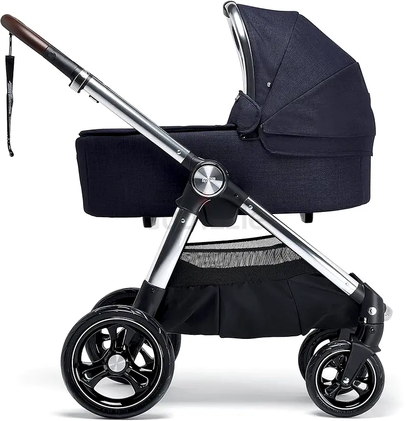 Mamas and Papas Stroller and Carrycot63204848697730112