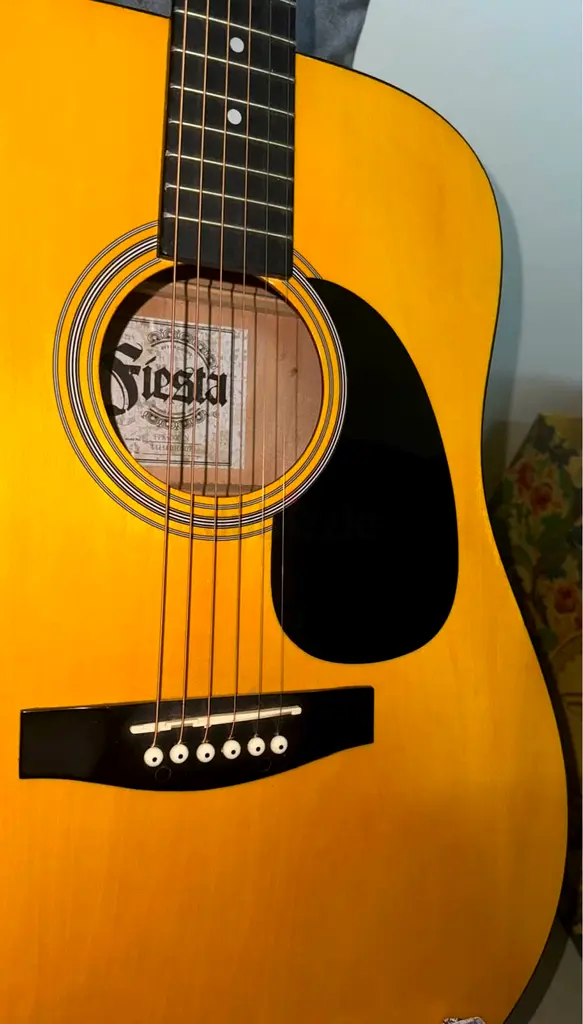 Fiesta Acoustic Guitar - Timeless Sound, Unbeatable Price!