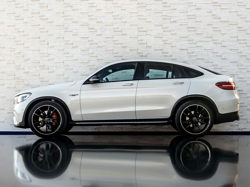 MERCEDES BENZ GLC 43 AMG • FULLY LOADED • ONE OWNER SINCE NEW • FULLY SERVICED OFFICIAL AGENCY62930625589121114